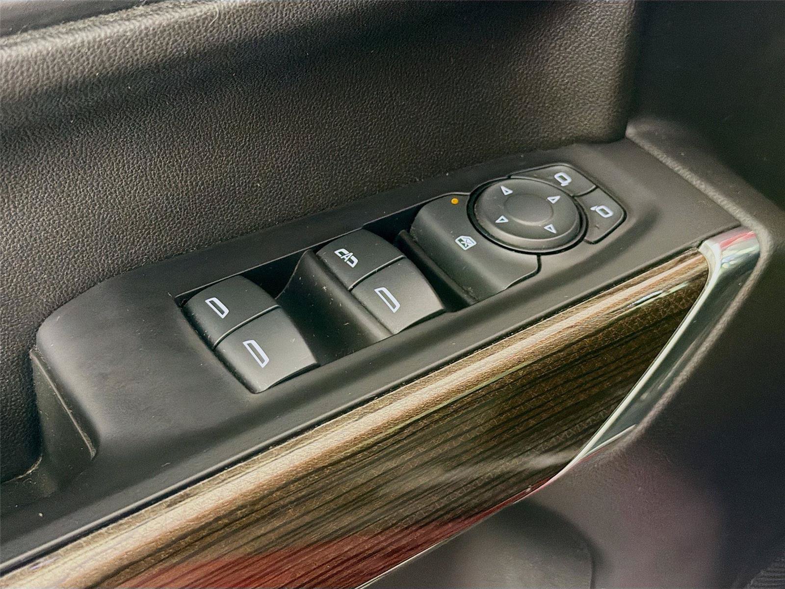 Used 2019 Chevrolet Silverado 1500 LT w/ All-Star Edition AWD/4WD image 23