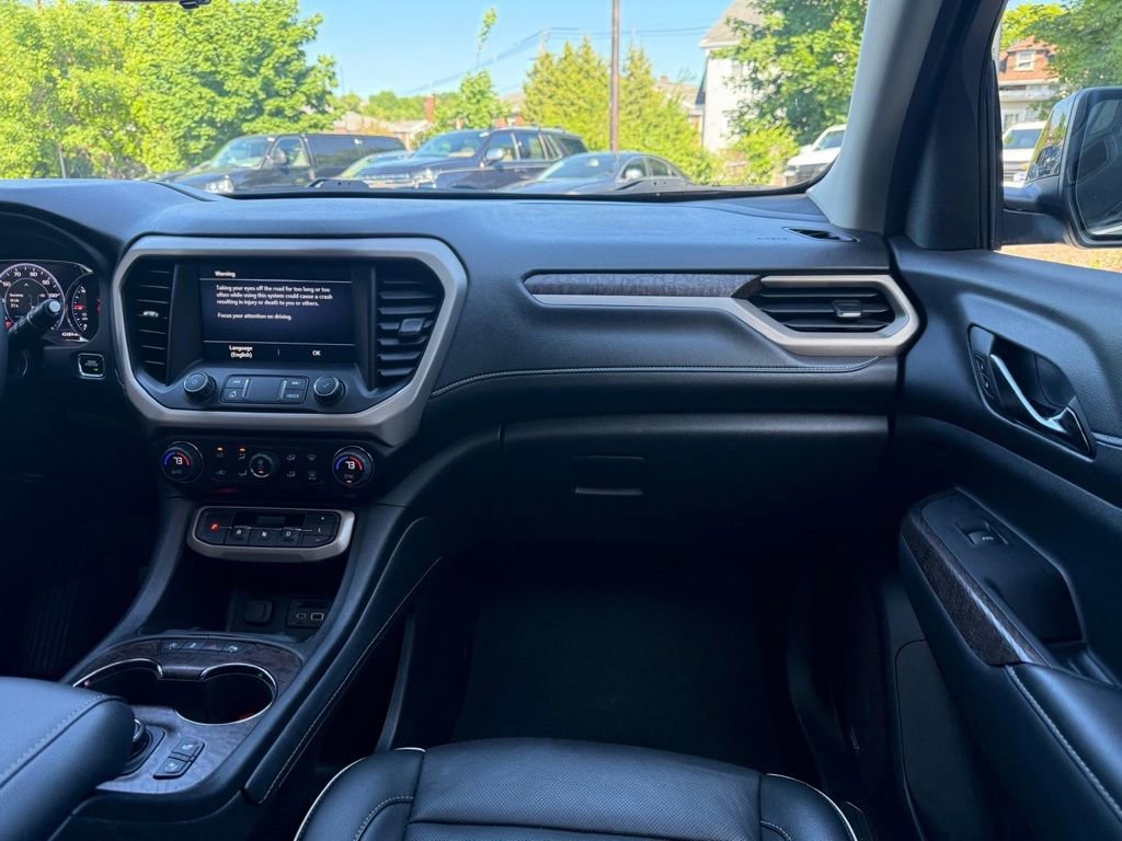 Used 2023 GMC Acadia Denali w/ Black Diamond Edition AWD/4WD image 22