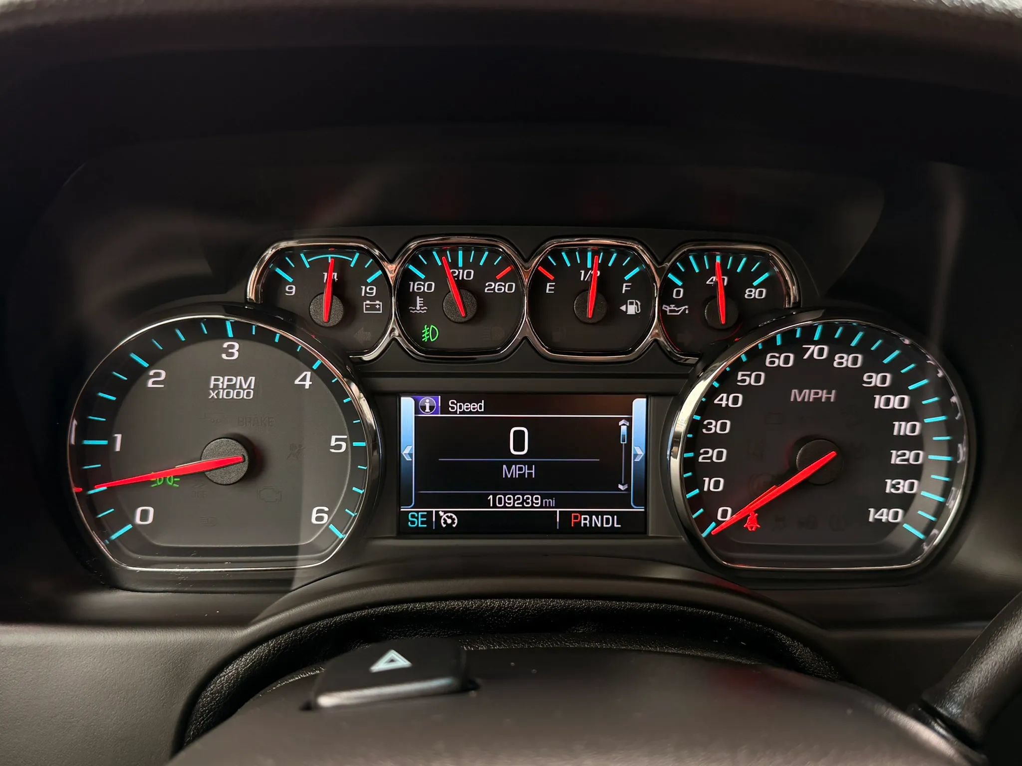 Used 2018 Chevrolet Tahoe Premier AWD/4WD image 31