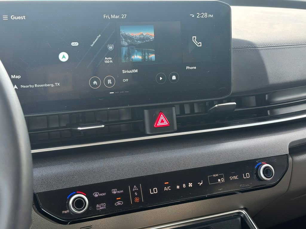 Certified 2026 Kia Carnival EX image 21