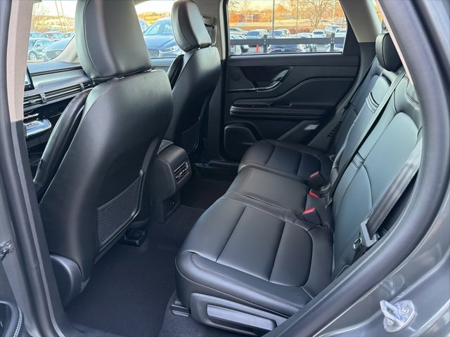 New 2026 Lincoln Corsair Premiere image 7