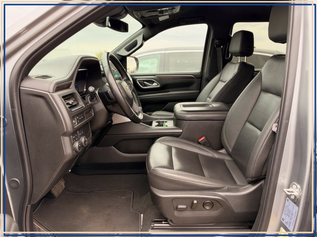 Used 2024 Chevrolet Tahoe LT AWD/4WD image 2