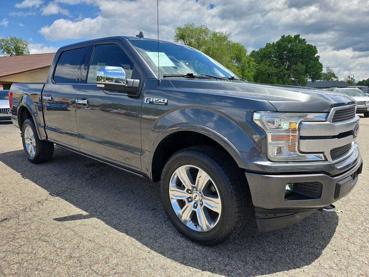 Used 2019 Ford F150 Platinum w/ Equipment Group 701A Luxury image 18