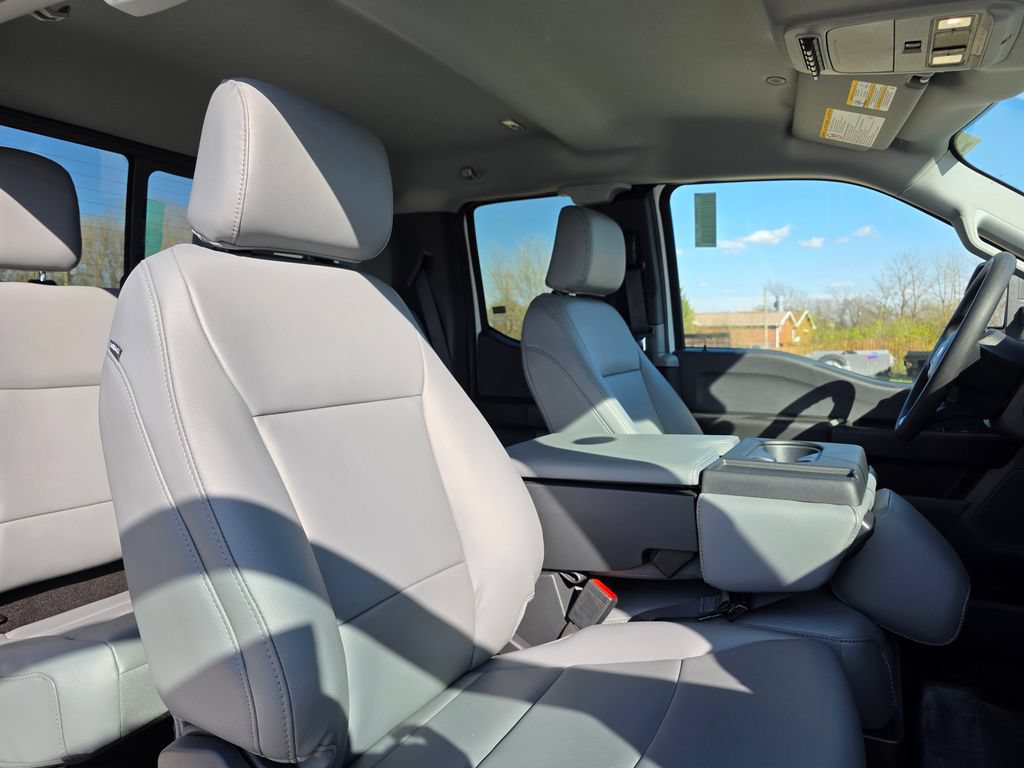 New 2026 Ford F350 XL w/ XL Chrome Package AWD/4WD image 37