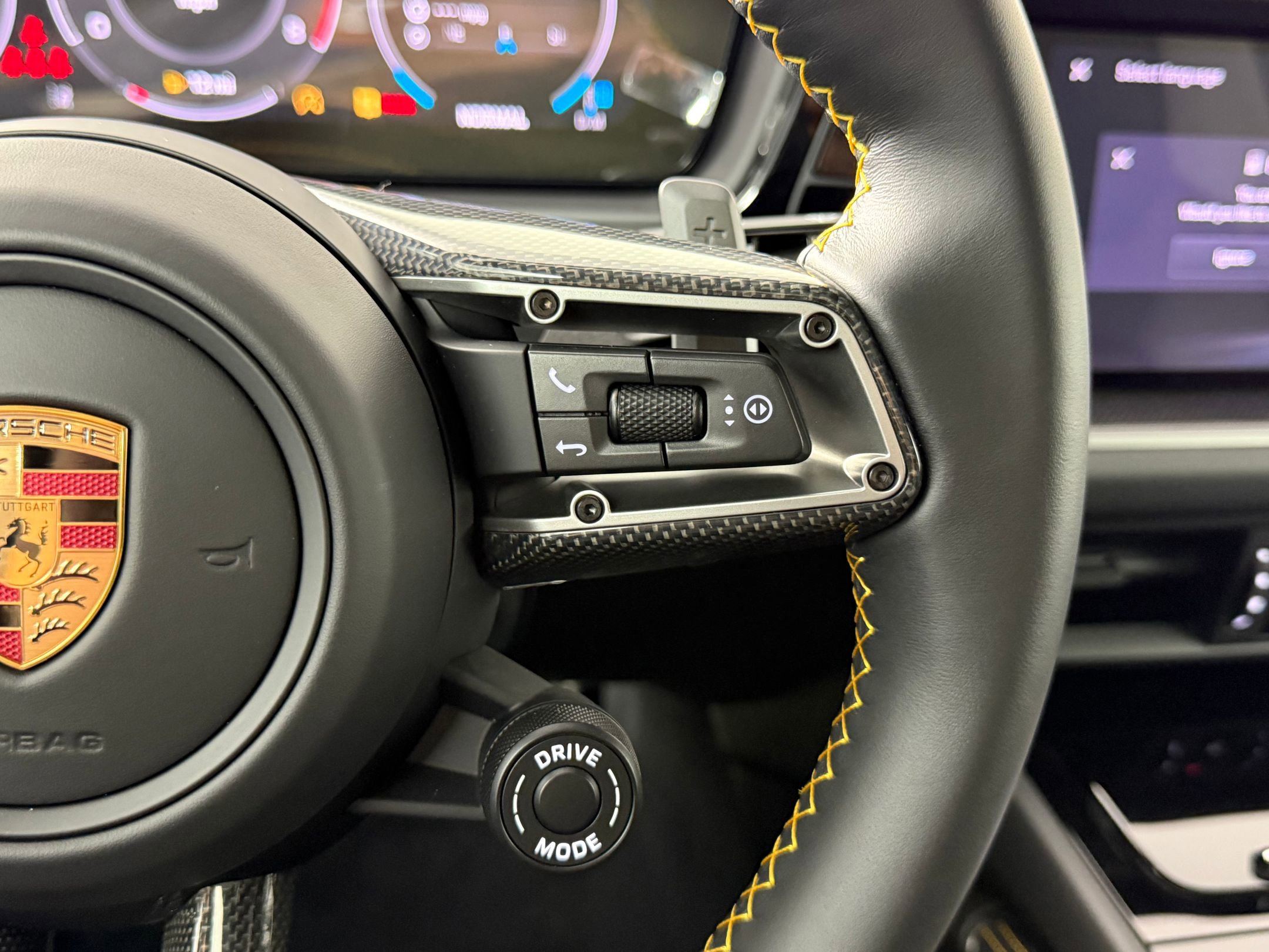 New 2026 Porsche Cayenne GTS image 23