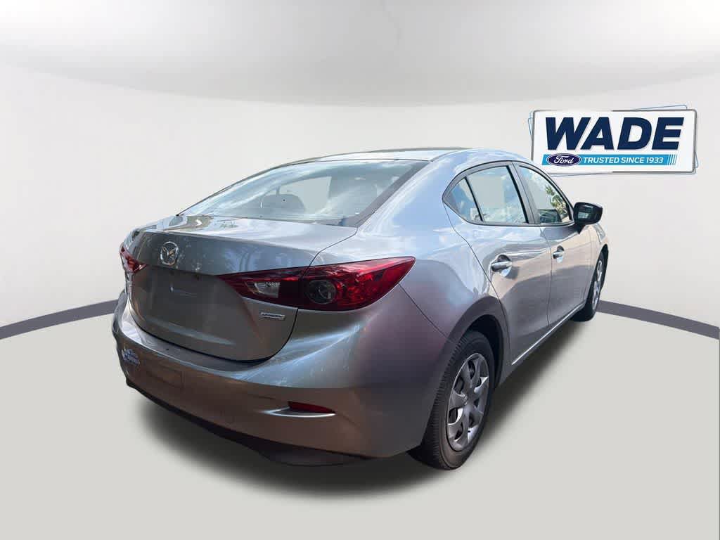 Used 2015 MAZDA MAZDA3 i SV FWD image 4