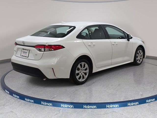Certified 2025 Toyota Corolla LE FWD image 5
