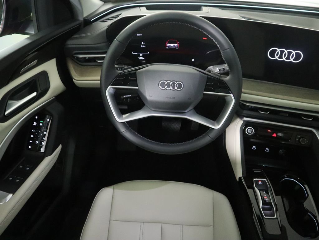 Used 2025 Audi Q5 Premium w/ Premium Plus AWD/4WD image 12