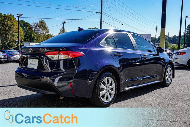 Used 2025 Toyota Corolla LE FWD image 11