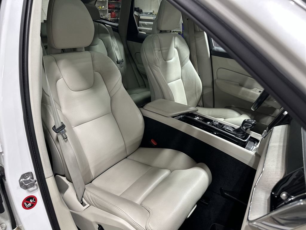 Used 2018 Volvo XC60 T6 Inscription w/ Convenience Package AWD/4WD image 27