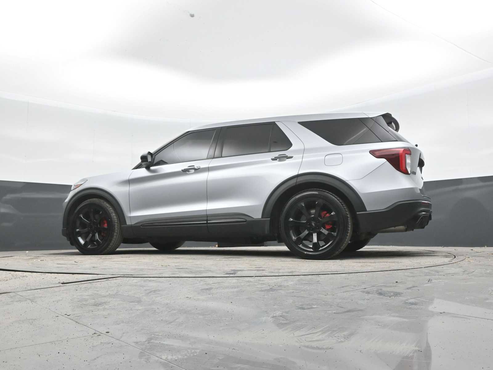 Used 2022 Ford Explorer ST w/ ST High-Performance Pack image 43
