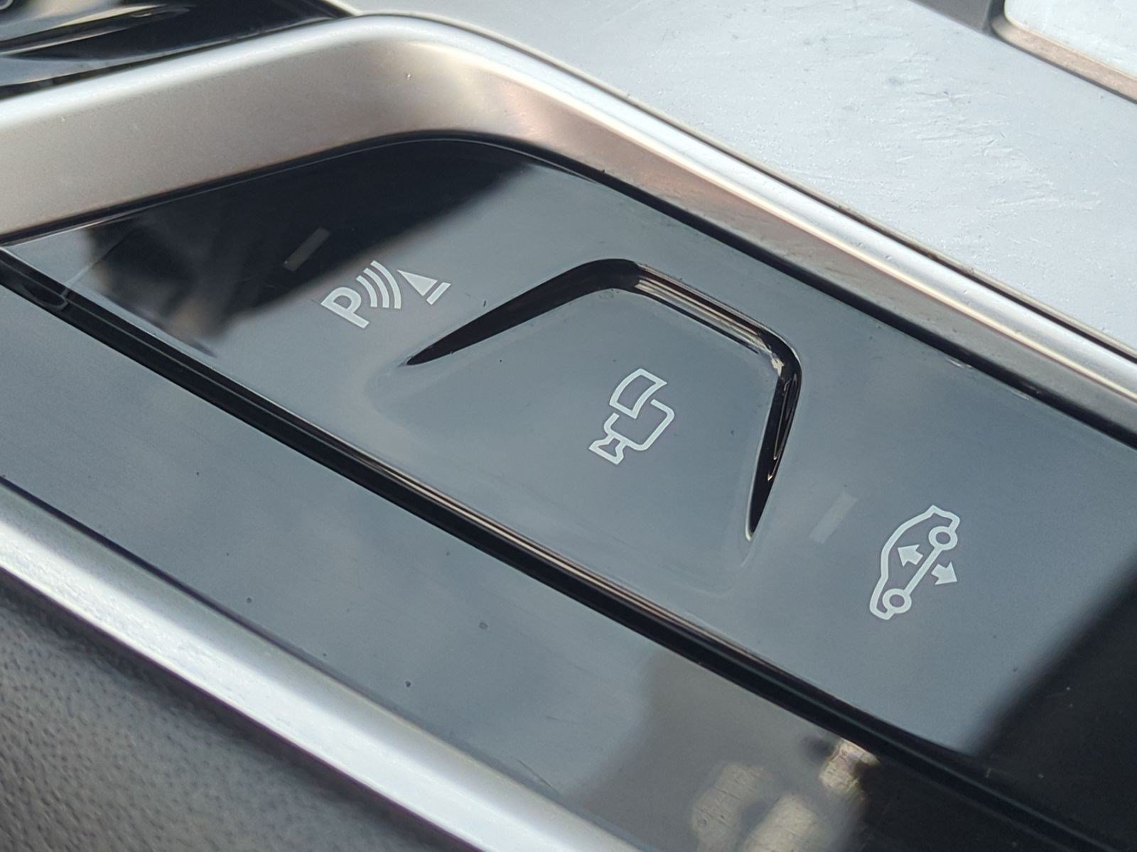 Used 2022 BMW M760i xDrive AWD/4WD image 49