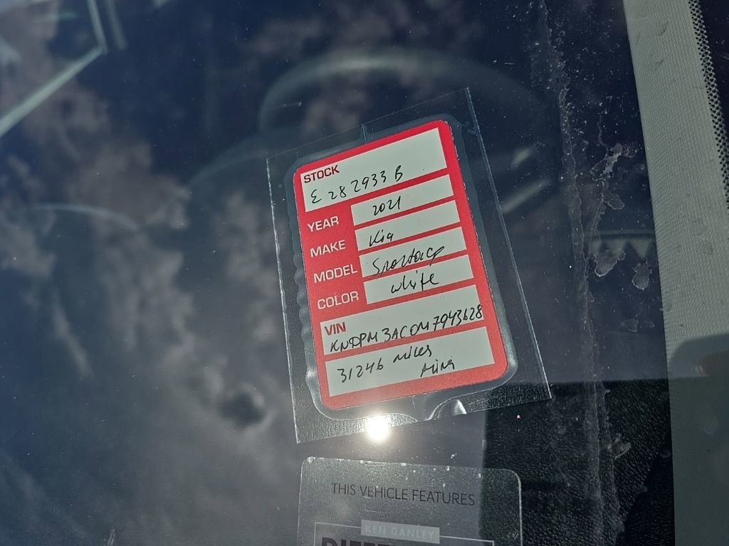 Certified 2021 Kia Sportage LX FWD image 11