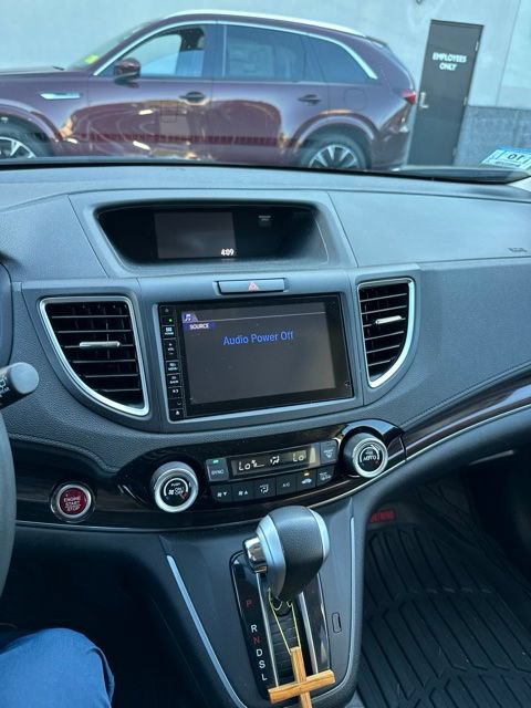 Used 2015 Honda CR-V Touring image 4