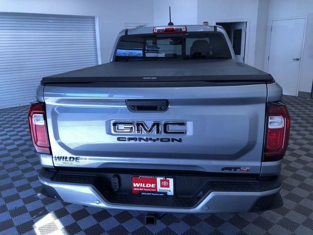 Used 2024 GMC Canyon AT4 w/ Technology Package image 5