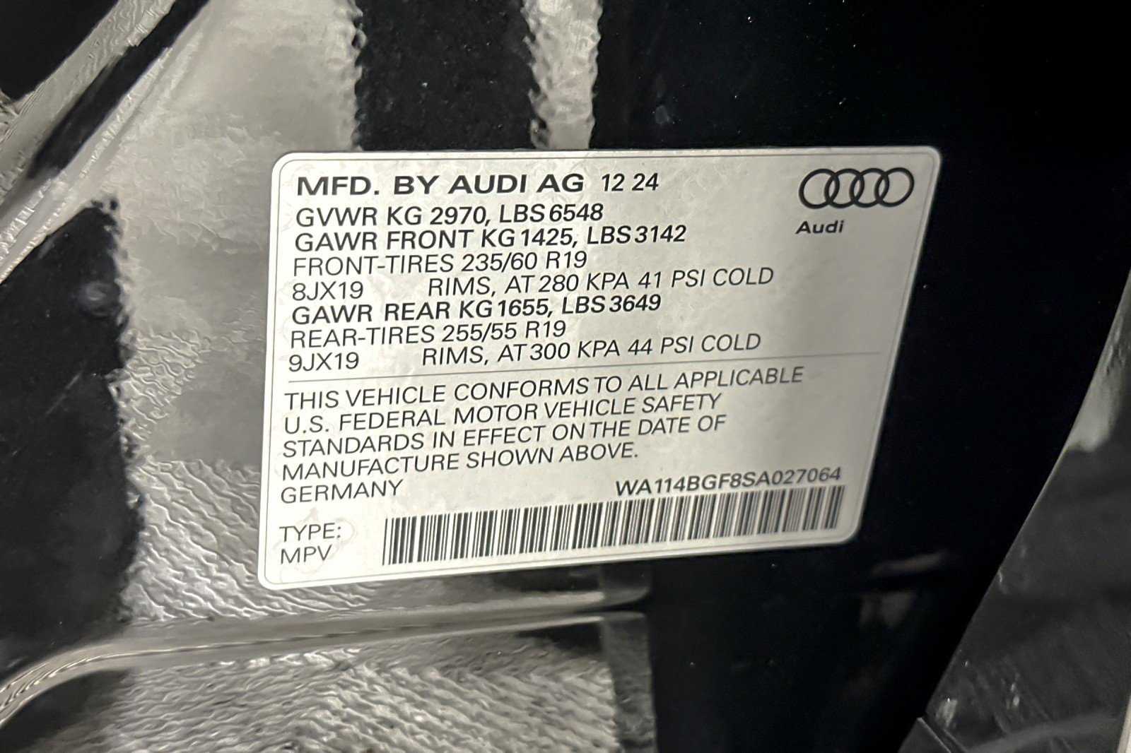 Used 2025 Audi Q6 e-tron Premium w/ Convenience Package image 26