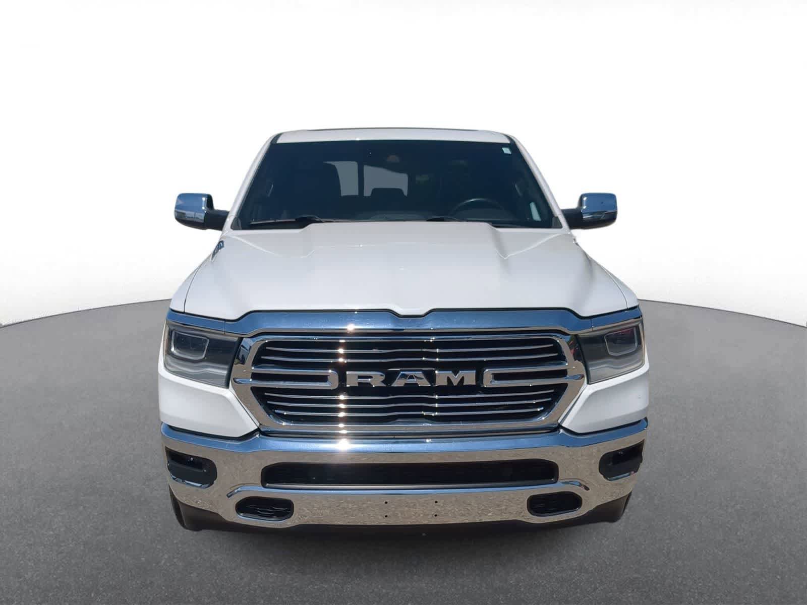 Used 2023 RAM 1500 Laramie AWD/4WD image 3