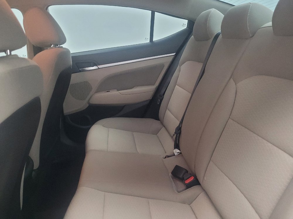 Used 2019 Hyundai Elantra SEL FWD image 18
