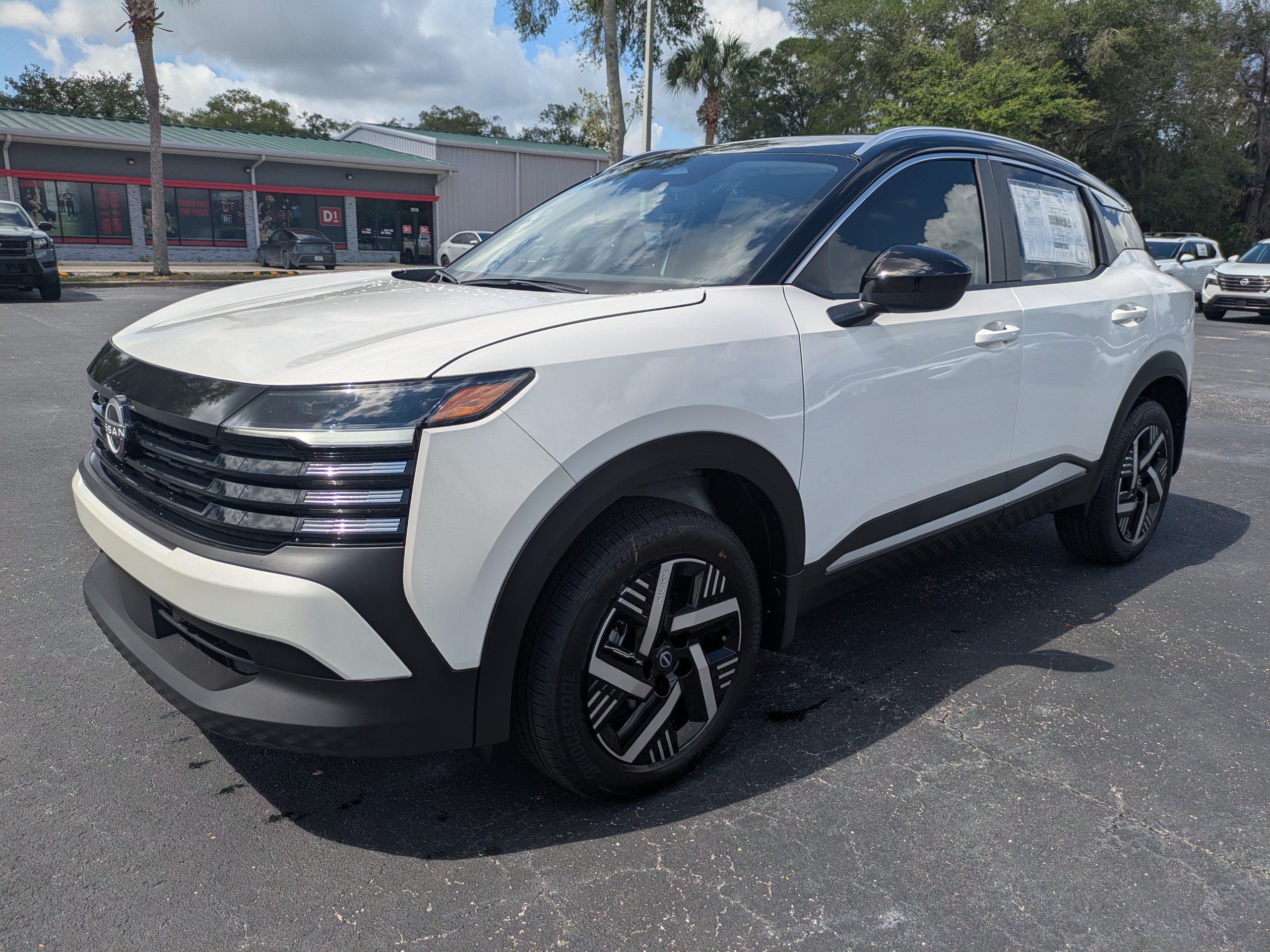 New 2026 Nissan Kicks SV FWD image 8