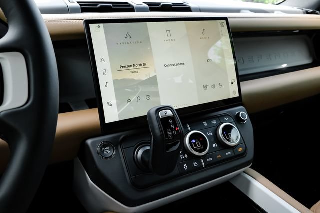 New 2026 Land Rover Defender 110 X-Dynamic SE AWD/4WD image 29