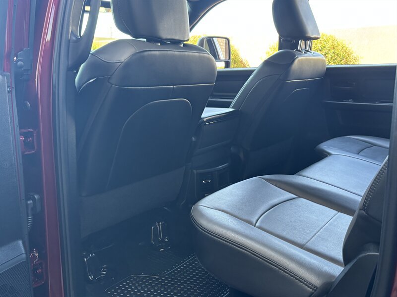 Used 2024 RAM 2500 Tradesman w/ Chrome Appearance Group AWD/4WD image 29