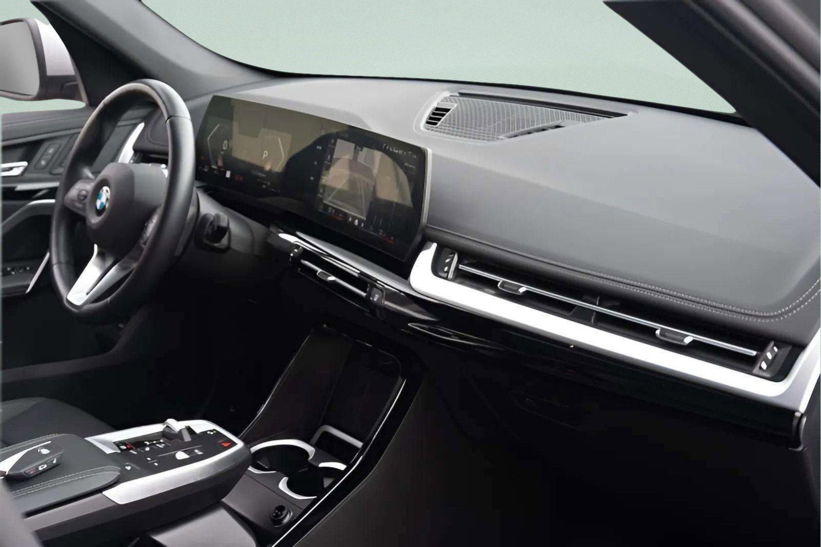 Used 2025 BMW X1 xDrive28i image 39