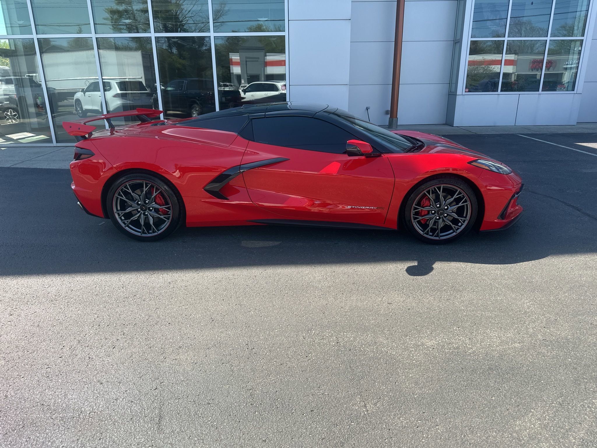 Used 2024 Chevrolet Corvette Stingray Preferred Conv image 46