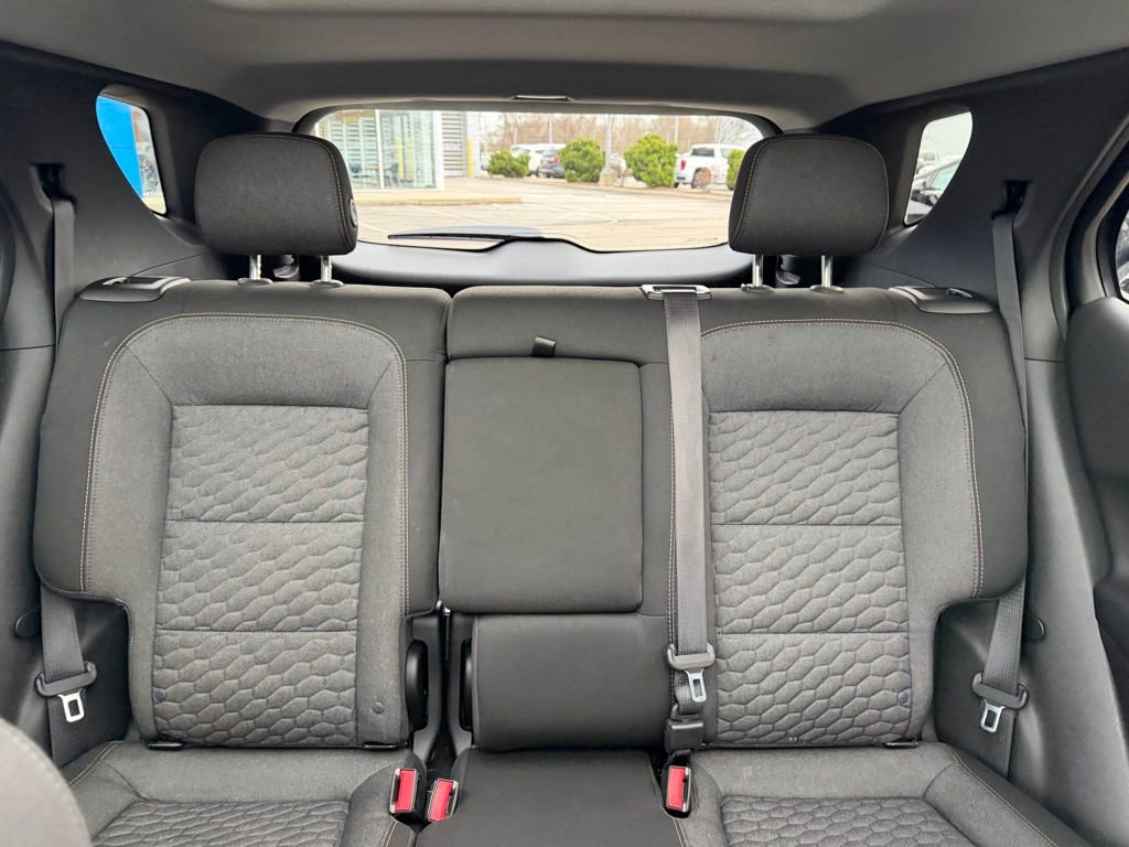 Used 2019 Chevrolet Equinox LT w/ Sun & Navigation Package image 16