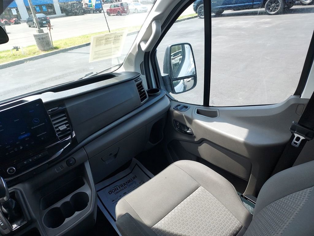 Used 2023 Ford Transit 350 XLT RWD image 11