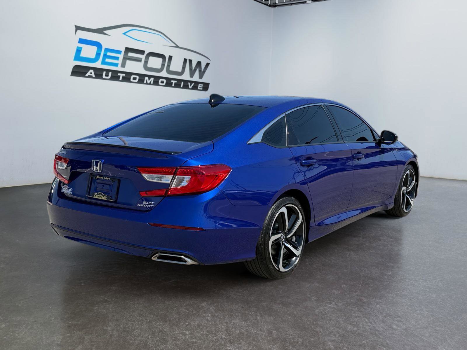 Used 2021 Honda Accord Sport image 3