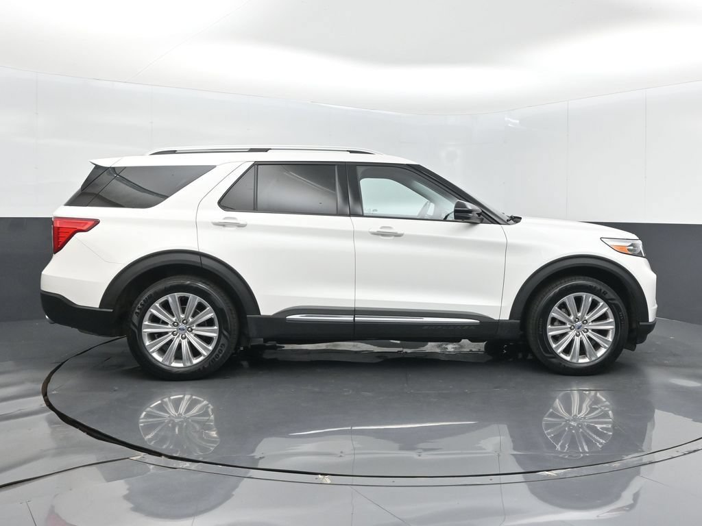 Used 2021 Ford Explorer Limited w/ Equipment Group 301A AWD/4WD image 5