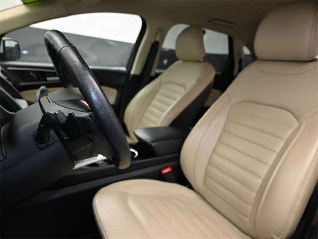 Used 2018 Ford Edge SEL w/ Equipment Group 201A image 16