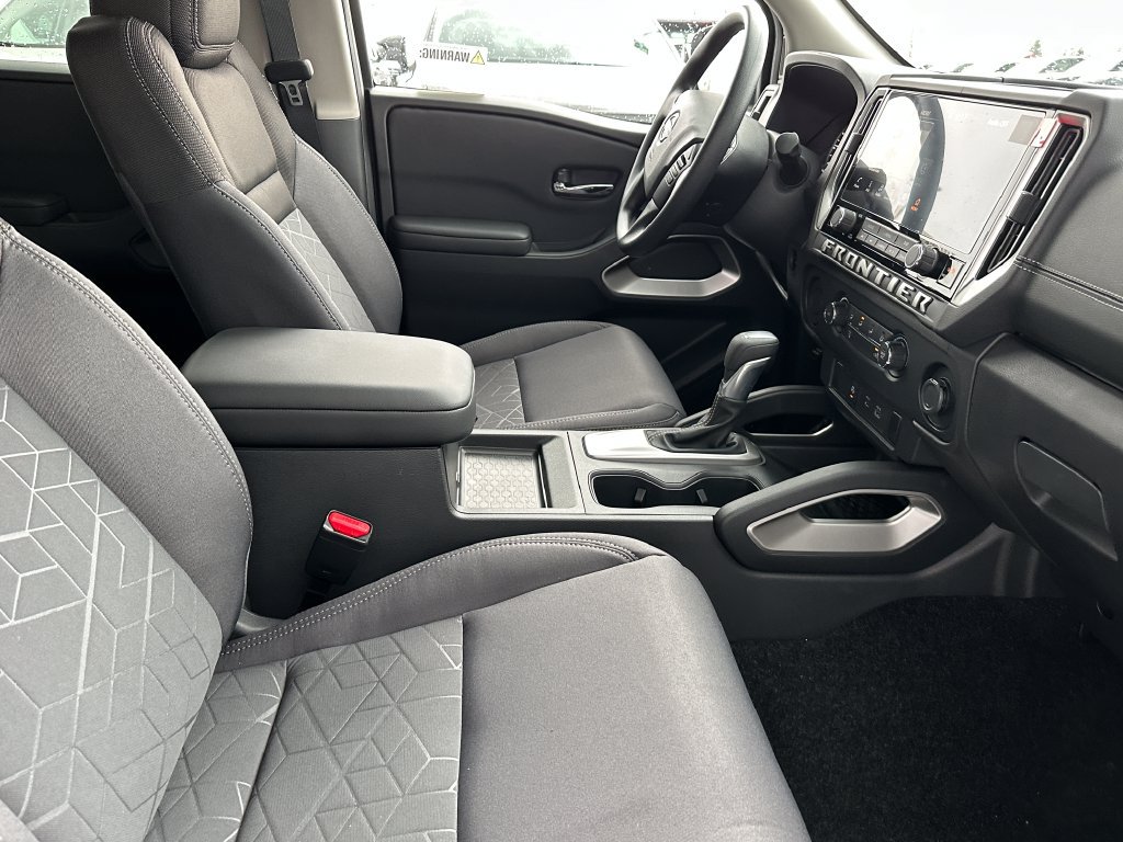 New 2026 Nissan Frontier SV w/ Tow Package RWD image 12