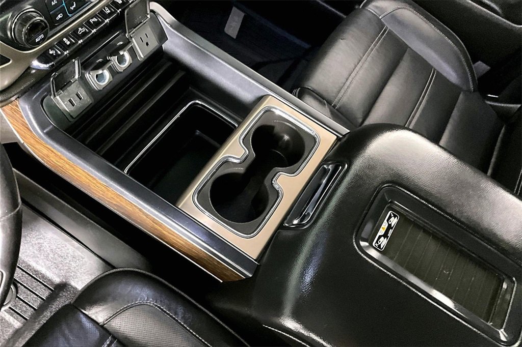 Certified 2019 GMC Sierra 2500 Denali w/ Duramax Plus Package image 19