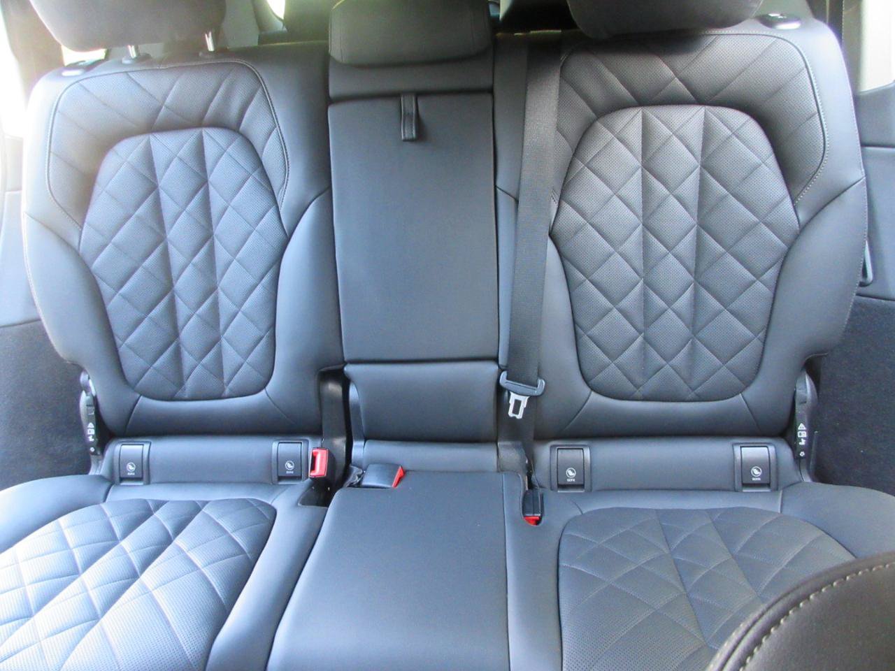 Used 2025 BMW X7 xDrive40i w/ Premium Package AWD/4WD image 50