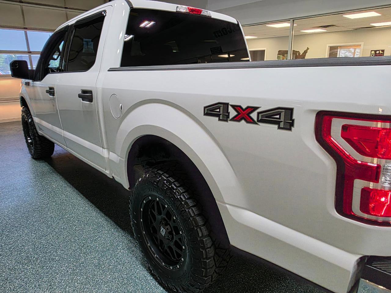 Used 2018 Ford F150 XLT AWD/4WD image 10