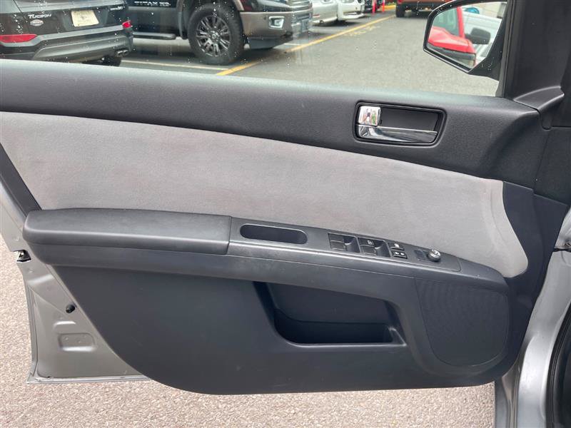 Used 2010 Nissan Sentra 2.0 S w/ Convenience Pkg FWD image 45