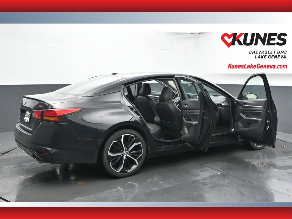 Used 2024 Nissan Altima 2.5 SR image 55