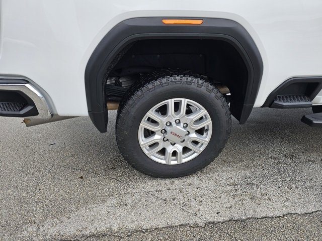 Used 2024 GMC Sierra 2500 SLT w/ SLT Premium Package image 14