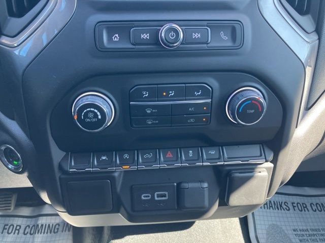 Used 2025 Chevrolet Silverado 1500 Custom image 33