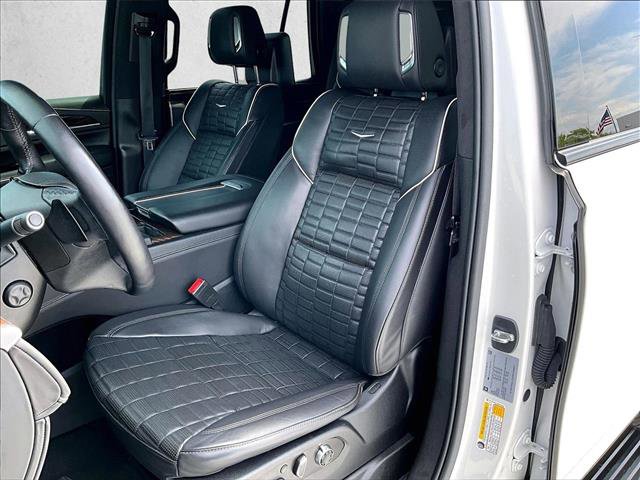 Used 2021 Cadillac Escalade Sport Platinum image 27