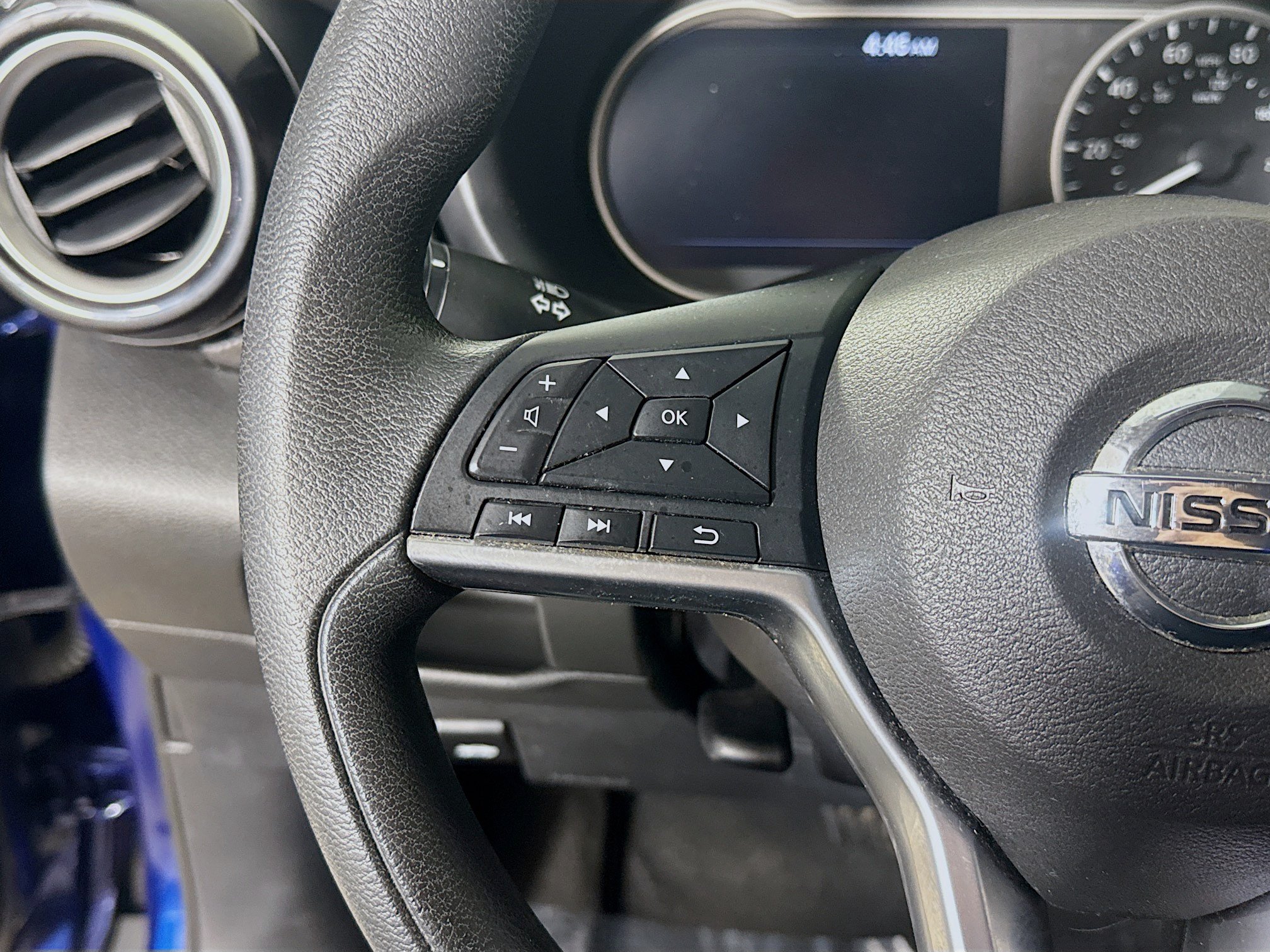 Used 2020 Nissan Kicks SV FWD image 14