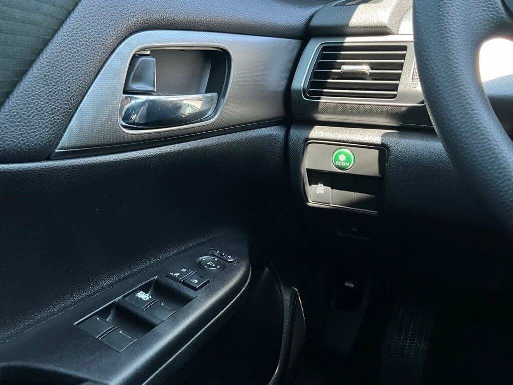 Used 2014 Honda Accord LX image 23