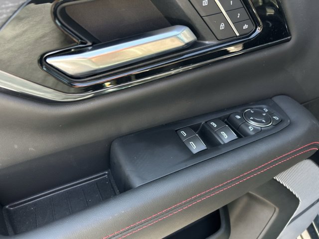 New 2026 GMC Yukon AT4 Ultimate AWD/4WD image 33