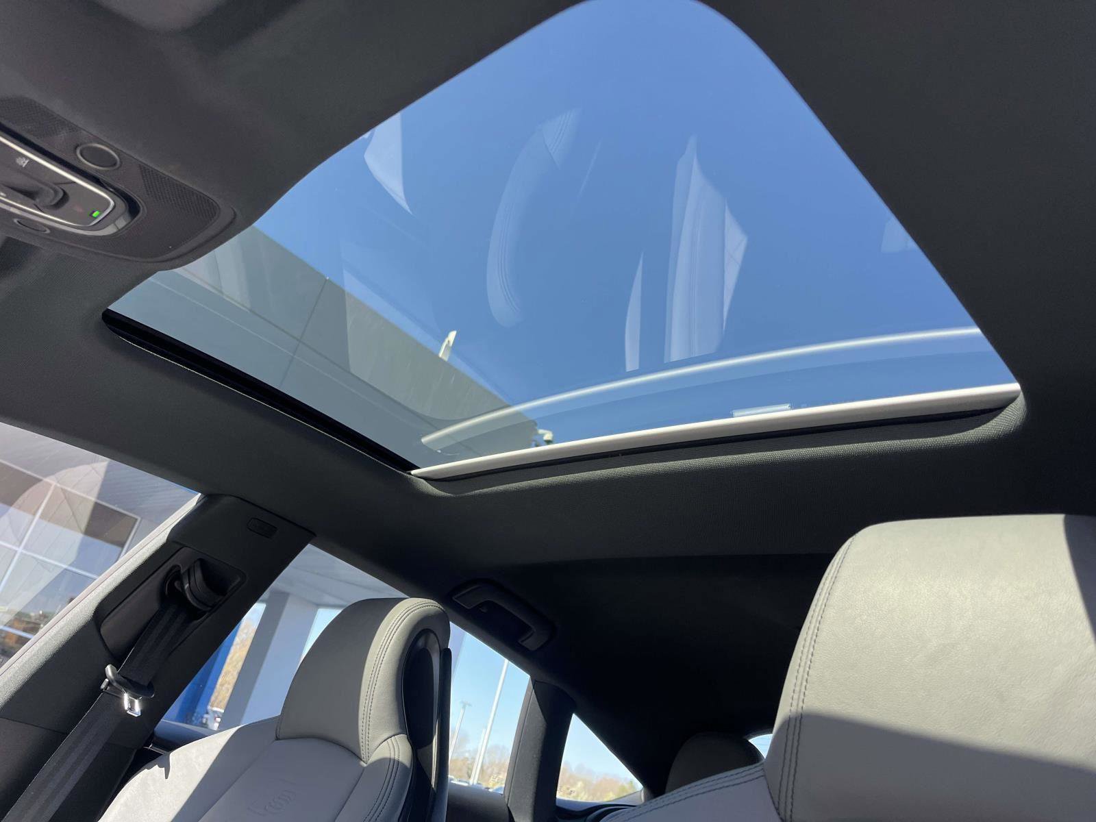 Used 2022 Audi S5 Prestige w/ Prestige Package image 2