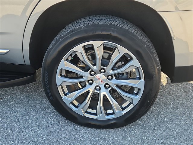 Certified 2023 GMC Yukon Denali image 8