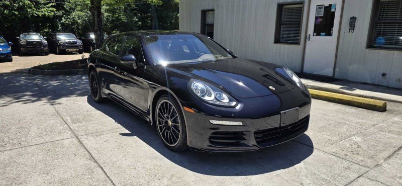 Used 2016 Porsche Panamera 4 AWD/4WD image 7