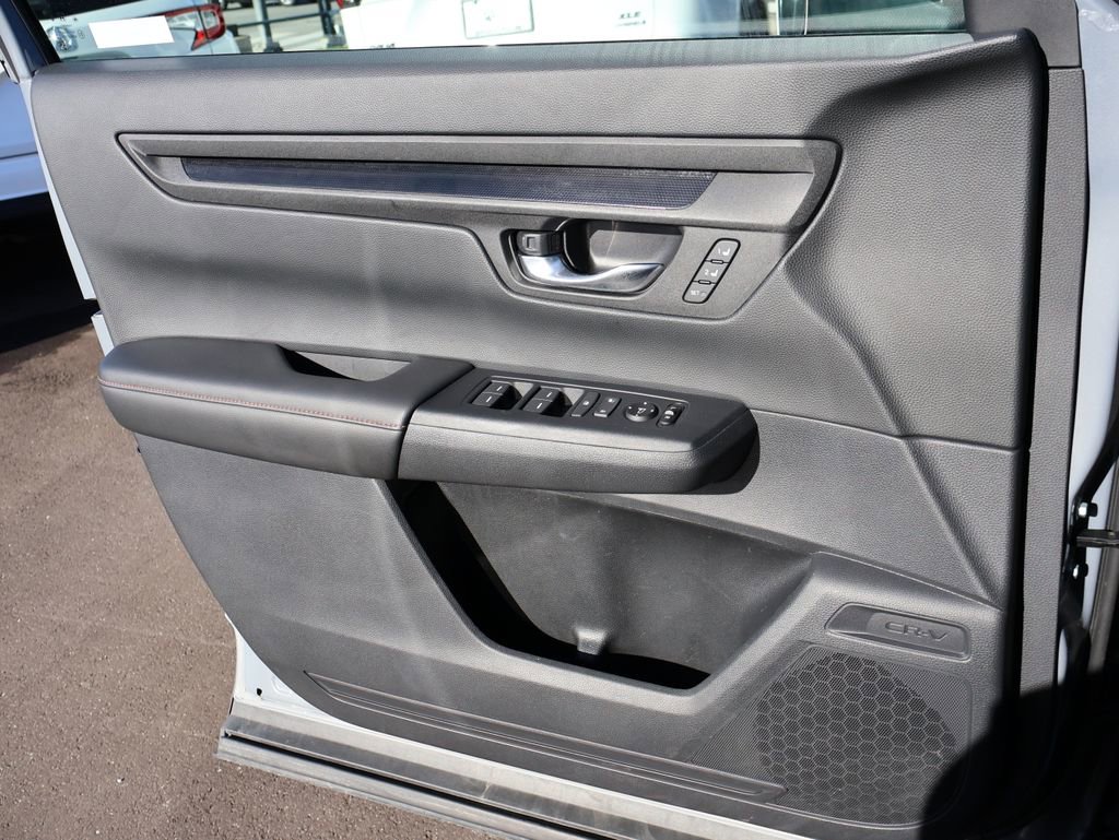 Certified 2025 Honda CR-V Sport-L image 31
