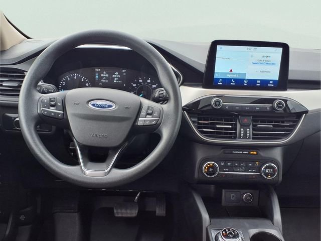 Used 2020 Ford Escape SE image 4
