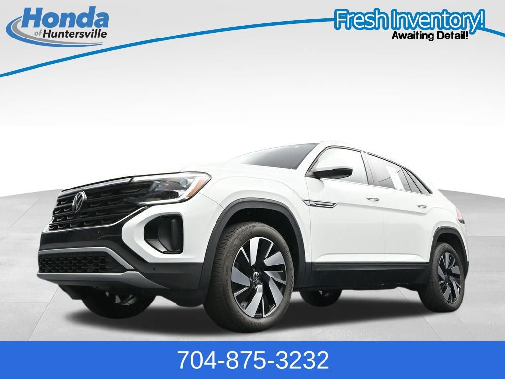 Used 2025 Volkswagen Atlas Cross Sport SE FWD image 40